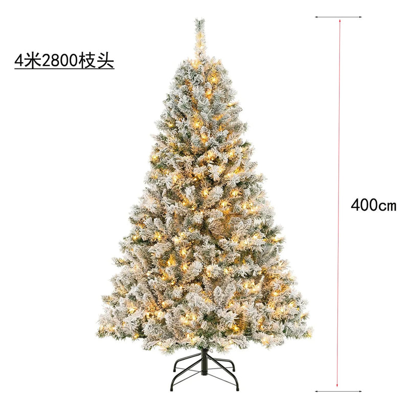 Árvore de Natal enorme artificial de 13 pés, árvore de Natal pré-iluminada flocada com neve com 2800 pontas de galhos, 900 luzes incandescentes
